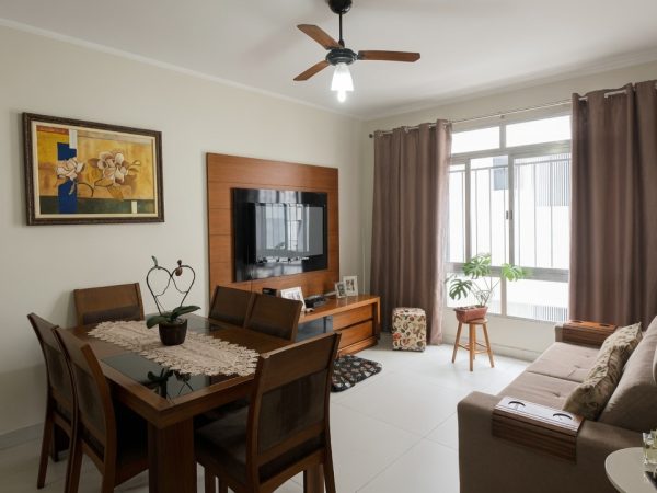 Apartamento à Venda em Santos | 2 Dormitórios | Garagem Fechada