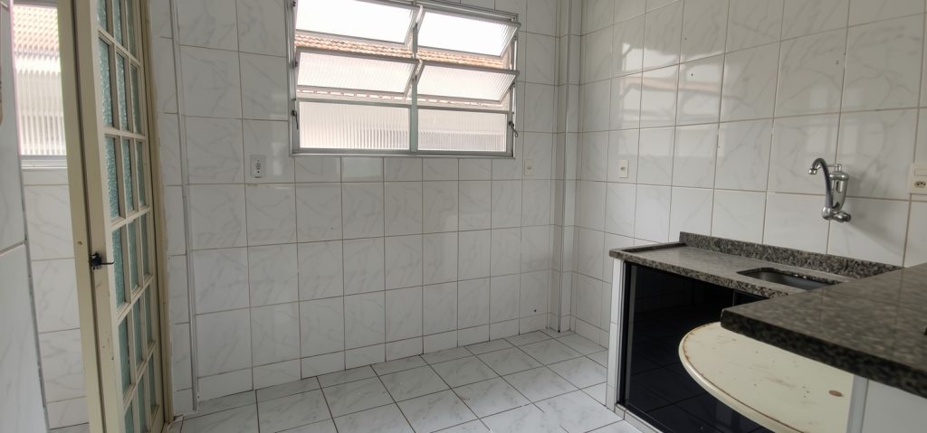 Apartamento 02 dormitórios – Ponta da Praia – Santos-SP