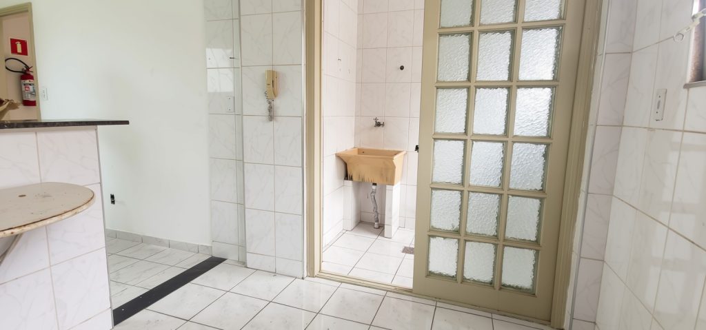 Apartamento 02 dormitórios – Ponta da Praia – Santos-SP